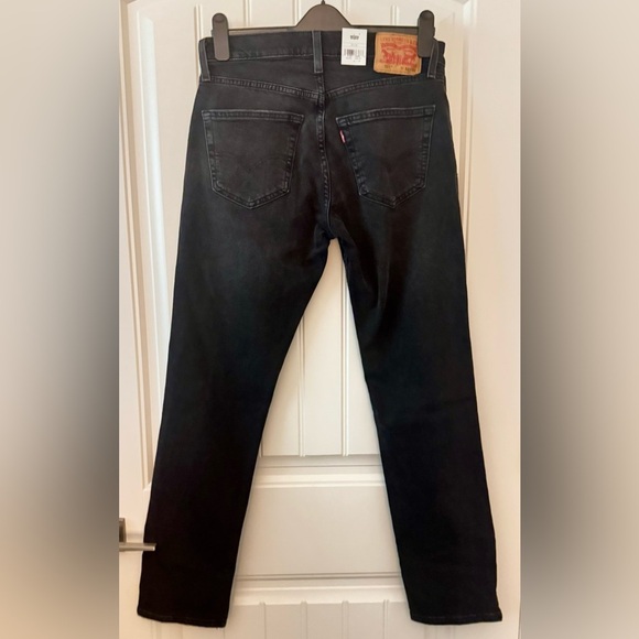LEVIS
Men's 511 Flex Slim Fit Jean 👖
Size 32/32 - Picture 2 of 5